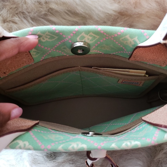 NEW Dooney & Bourke Green & Pink mini tassel tote - Picture 8 of 8